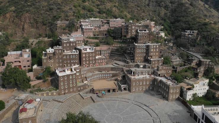 Rijal Almaa Museum
