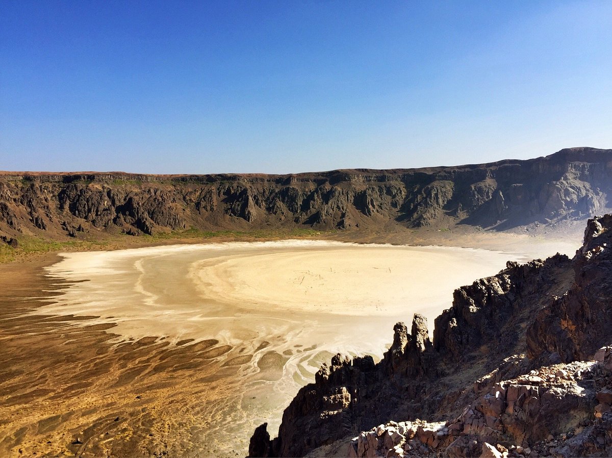 Wabah Crater